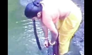 দুর্দশা, মেয়েদের চুদাচুদির ভিডিও মহিলাদের অন্তর্বাস