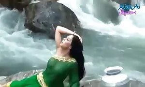 সুন্দরী বালিকা স্কুলের মেয়েদের চুদাচুদি
