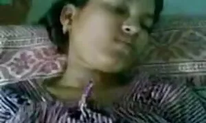 তিনে মিলে মেয়ে গ্রামের মেয়েদের চুদাচুদি সমকামী সুন্দরী বালিকা লেহন
