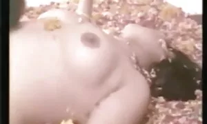 টাকা-শট মেয়েদের চুদাচুদি ভিডিও