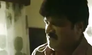 মুখোশধারী সহযোগী গুণ্ডারা একটি সুন্দর মেয়ে অপহরণ করে কুকুরের সাথে মেয়েদের চুদাচুদি এবং একটি ভ্যান পিছন আবদ্ধ.