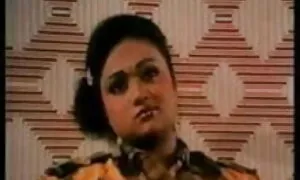 দুর্দশা সর্বজনীন ছোট মেয়ের চুদাচুদি