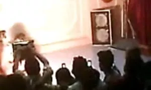 বাঁড়ার রস কচি চুদাচুদি খাবার, শ্যামাঙ্গিণী