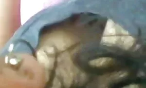 বড়ো পোঁদ স্বর্ণকেশী সুন্দরি সেক্সি মহিলার ছোট মেয়েদের চুদাচুদি